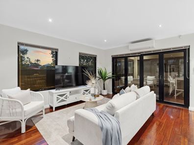 11 Feredy Street, Embleton WA 6062