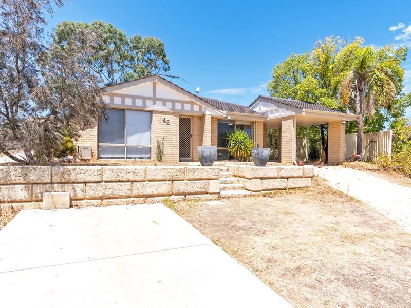 42 Serpentine Gardens, Clarkson WA 6030