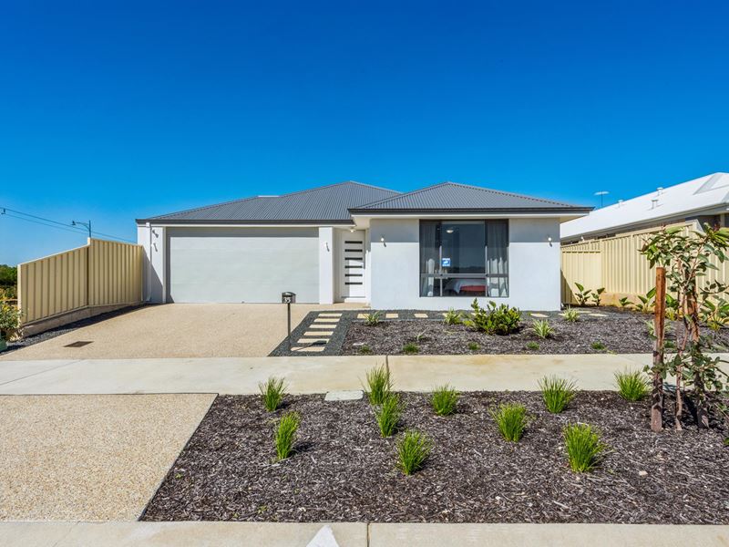 35 Bonnington Loop, Madora Bay WA 6210