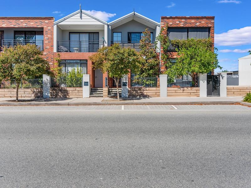 18 Goodwood Crescent, Ellenbrook WA 6069