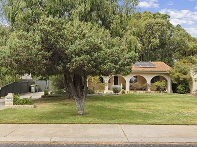 25 Perseus Road, Silver Sands WA 6210