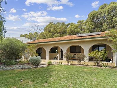 25 Perseus Road, Silver Sands WA 6210
