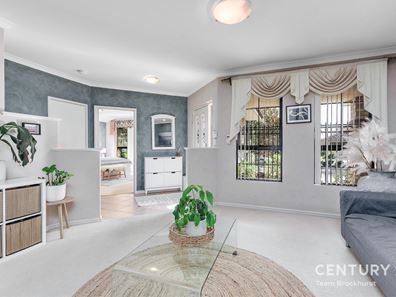 8 Roebuck Avenue, Canning Vale WA 6155