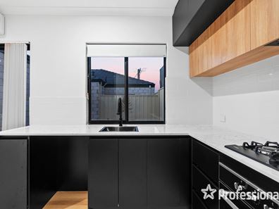 36B Kingsfold Street, Balga WA 6061