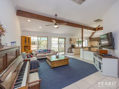7 Benbullen Boulevard, Kingsley WA 6026