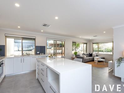 8 Loftia View, Clarkson WA 6030