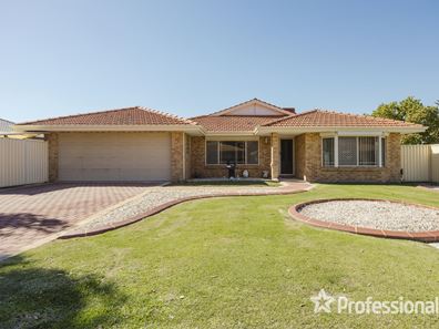 9 Winchester Place, Ballajura WA 6066