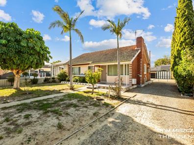 34 Cross Street, Queens Park WA 6107