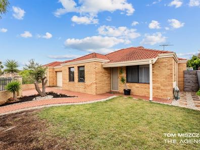 2/14 Stephen Street, Queens Park WA 6107