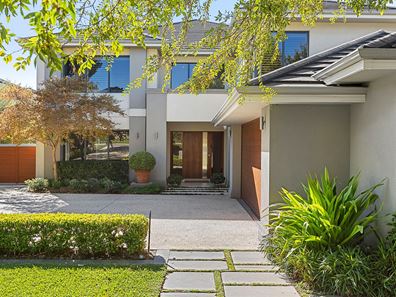 17 Watkins Road, Dalkeith WA 6009