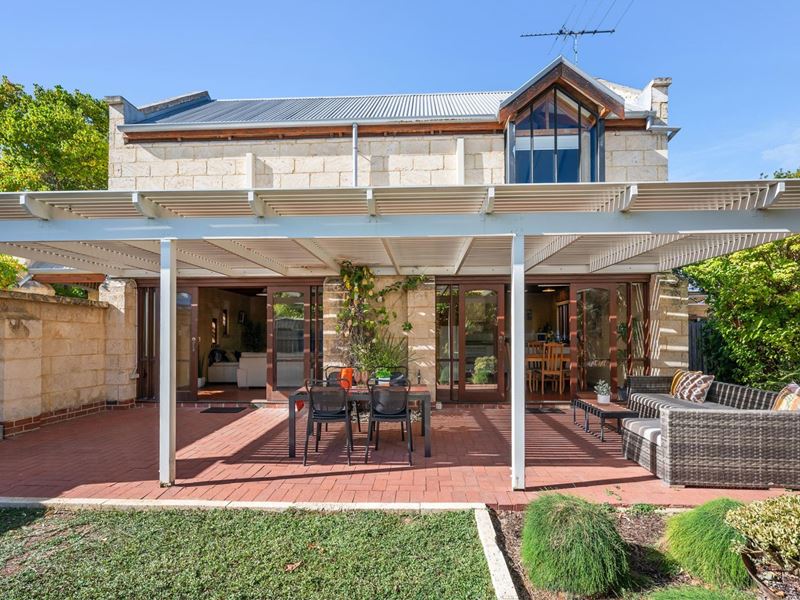 27A Ellen Street, Fremantle WA 6160