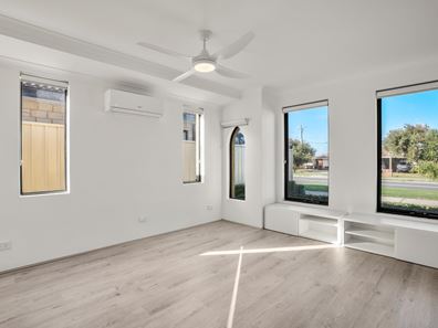 86 Rae Road, Shoalwater WA 6169