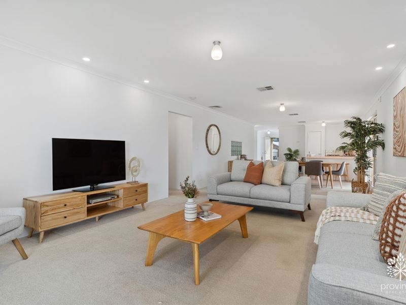 11 Dirphia Place, High Wycombe WA 6057