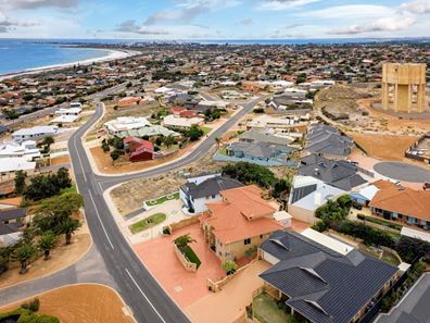 41 Barrett Drive, Mount Tarcoola WA 6530