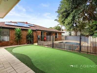 55 Townsing Road, Kardinya WA 6163