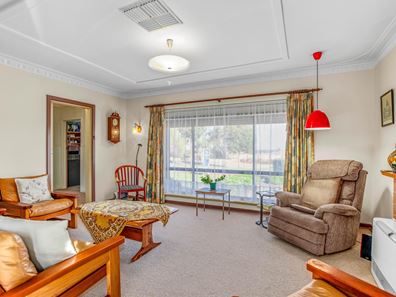 3160 Albany Highway, Mount Nasura WA 6112