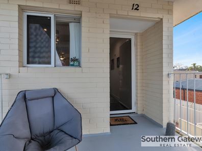 12/16 Jecks Place, Orelia WA 6167