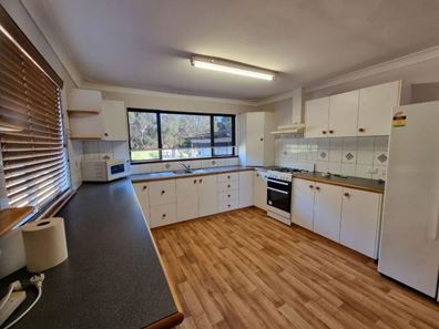 35 Barron Street, Boyup Brook WA 6244