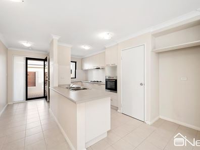 37/11 Serls Street, Armadale WA 6112
