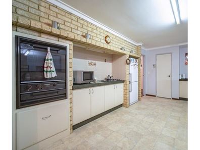 30 Lindsay Drive, Morley WA 6062