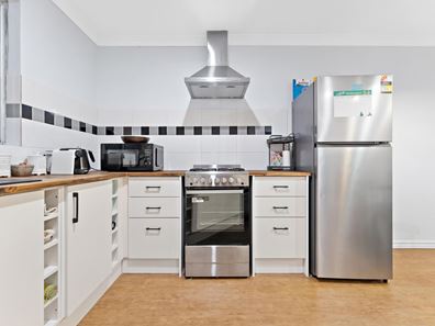 14A Young Street, Gosnells WA 6110
