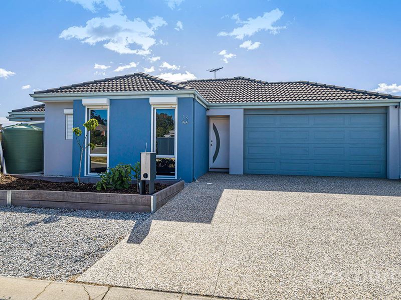 38 Cabernet Loop, Pearsall WA 6065