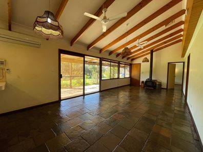 252 Ellenbrook Road, Bullsbrook WA 6084