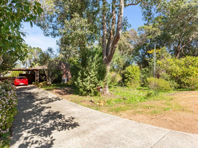 25 Coral Road, Kalamunda WA 6076