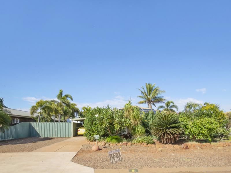 8 Lawrence Way, Millars Well