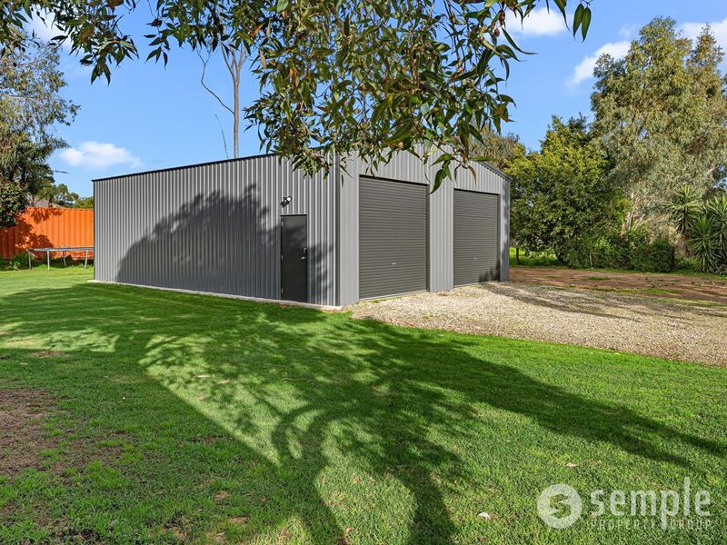 13 Pethick Close, Byford WA 6122