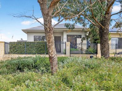 1 Redgum Way, Kwinana Town Centre WA 6167