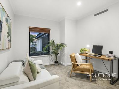 5 Anacapri Road, Hillarys WA 6025