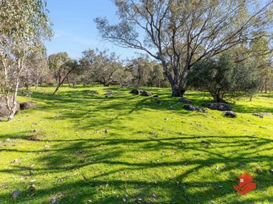 10 Rowley Street, Kelmscott WA 6111