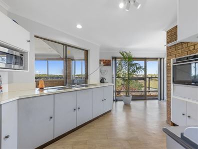 9 Ettrick Court, Cape Burney WA 6532