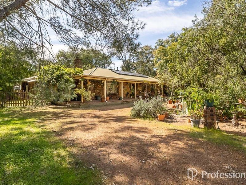 125 Station Street, Martin WA 6110
