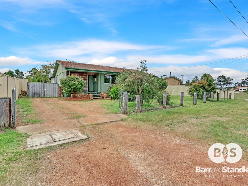 4 Park Street, Collie