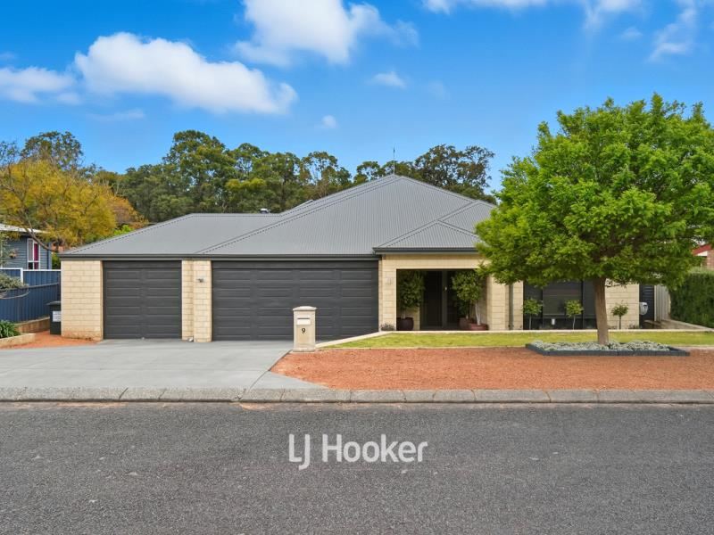 9 Bolton Way, Collie WA 6225