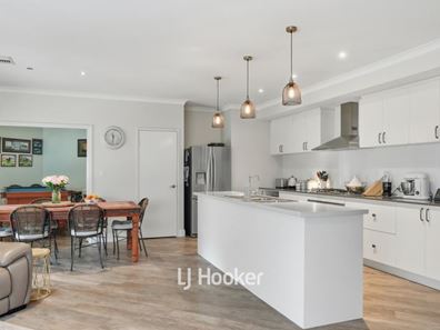 9 Bolton Way, Collie WA 6225