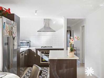 95 Waldeck Road, Caversham WA 6055