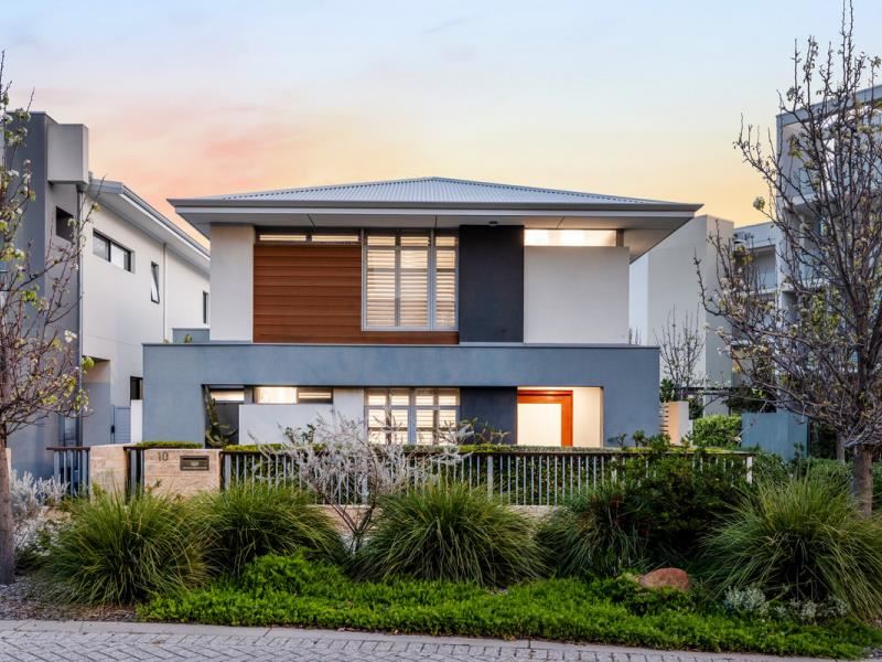 10 Gemstone Boulevard, Carine
