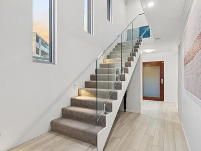 10 Gemstone Boulevard, Carine WA 6020