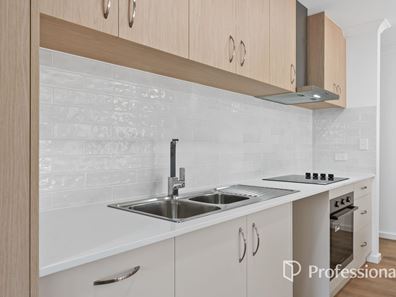 4/12 Astroloma Place, Koongamia WA 6056