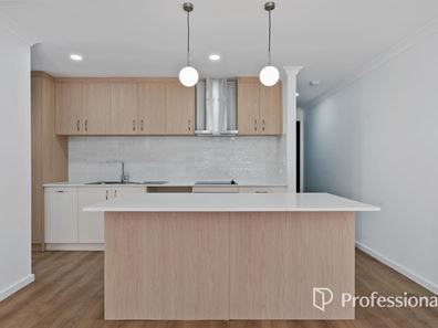 4/12 Astroloma Place, Koongamia WA 6056