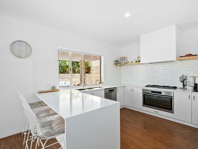 10 Tambellup Drive, Dawesville WA 6211