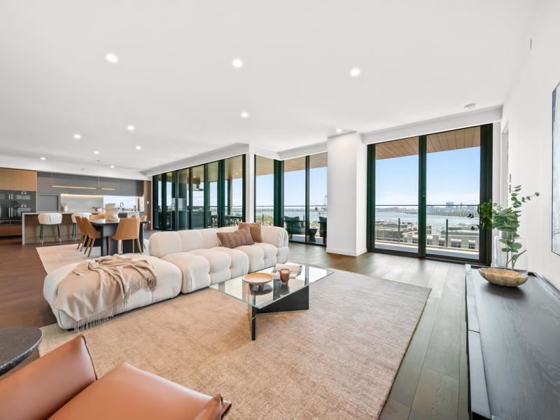 2204/3 KINTAIL Road, Applecross WA 6153