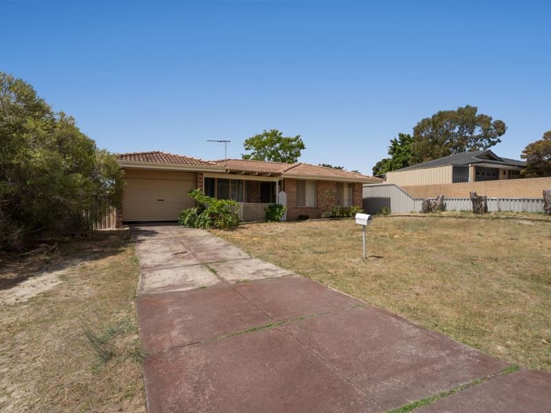 18 Norcott Vista, Marangaroo WA 6064