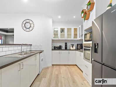 11 Jurien Way, Hammond Park WA 6164