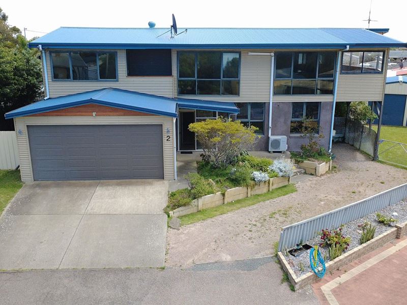 2 Stevens Place, Castletown WA 6450
