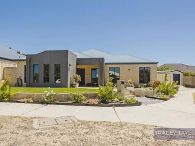 41 Haslingfield Way, Butler WA 6036