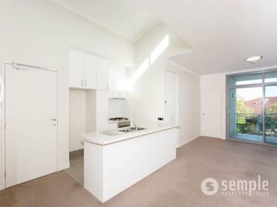 4/31 Malata Crescent, Success WA 6164